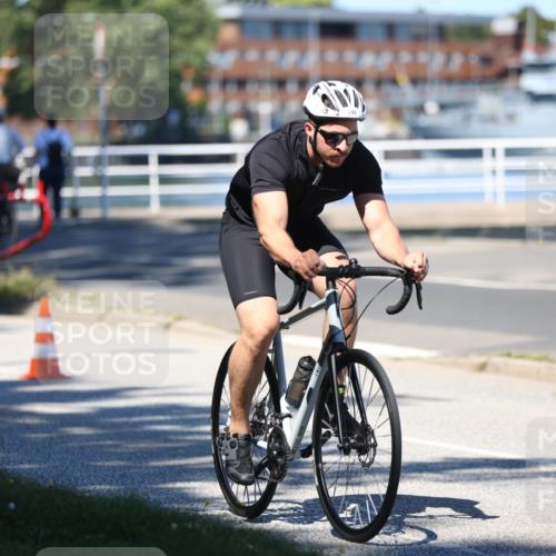 17.08.2025 - KN Förde Triathlon 2025 Yannick Fuchs http://msf.ph/oto/8626928 17.08.2025 13:09:34 Radfahren 431, 456, 457, 496, 519, 397, 480 meine-sportfotos.de