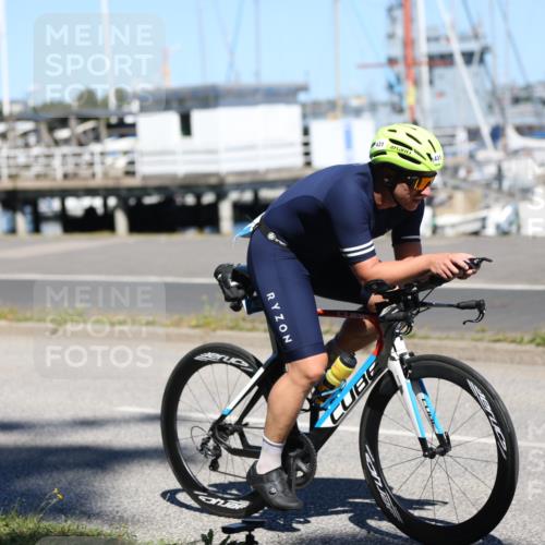 17.08.2025 - KN Förde Triathlon 2025 Yannick Fuchs http://msf.ph/oto/8626938 17.08.2025 13:09:39 Radfahren 431, 441, 457, 496, 526, 456, 496, 519 meine-sportfotos.de