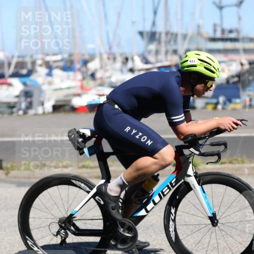 17.08.2025 - KN Förde Triathlon 2025 Yannick Fuchs http://msf.ph/oto/8626940 17.08.2025 13:09:40 Radfahren 431, 441, 457, 526, 456, 496, 519 meine-sportfotos.de