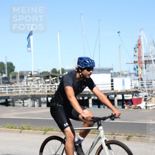17.08.2025 - KN Förde Triathlon 2025 Yannick Fuchs http://msf.ph/oto/8626953 17.08.2025 13:09:46 Radfahren 416, 439, 441, 472, 526, 431, 457 meine-sportfotos.de