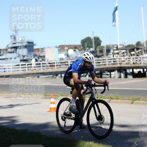 17.08.2025 - KN Förde Triathlon 2025 Yannick Fuchs http://msf.ph/oto/8626978 17.08.2025 13:09:58 Radfahren 428, 447, 477, 502, 511, 525, 539, 540, 416, 439, 472 meine-sportfotos.de