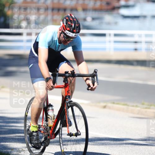 17.08.2025 - KN Förde Triathlon 2025 Yannick Fuchs http://msf.ph/oto/8626988 17.08.2025 13:10:04 Radfahren 425, 428, 433, 447, 454, 511, 516, 477, 502, 525, 539, 540 meine-sportfotos.de