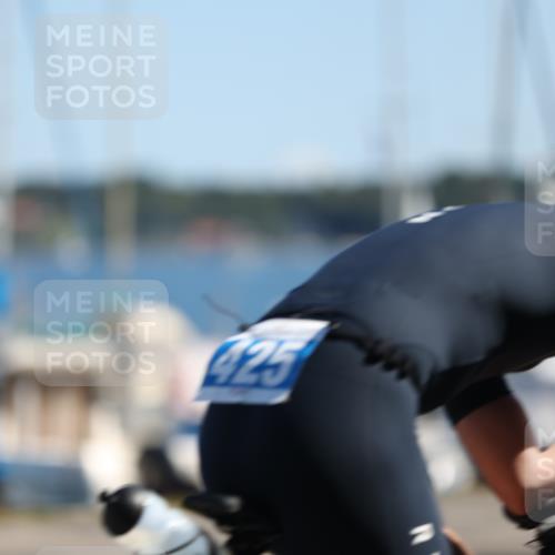 17.08.2025 - KN Förde Triathlon 2025 Yannick Fuchs http://msf.ph/oto/8626996 17.08.2025 13:10:10 Radfahren 404, 425, 428, 433, 450, 454, 486, 516, 428, 447, 511 meine-sportfotos.de