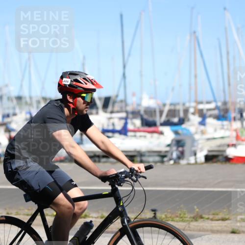17.08.2025 - KN Förde Triathlon 2025 Yannick Fuchs http://msf.ph/oto/8626998 17.08.2025 13:10:13 Radfahren 404, 433, 445, 450, 486, 516, 522, 425, 428, 447, 454 meine-sportfotos.de
