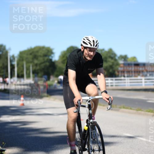 17.08.2025 - KN Förde Triathlon 2025 Yannick Fuchs http://msf.ph/oto/8627014 17.08.2025 13:10:39 Radfahren 418, 434, 438, 440, 508, 528, 546, 442, 528, 541 meine-sportfotos.de