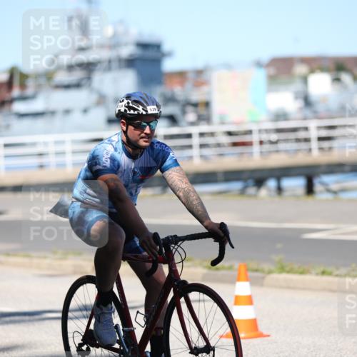 17.08.2025 - KN Förde Triathlon 2025 Yannick Fuchs http://msf.ph/oto/8627063 17.08.2025 13:12:03 Radfahren 418, 539, 514, 522 meine-sportfotos.de