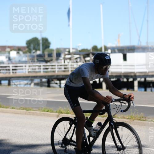 17.08.2025 - KN Förde Triathlon 2025 Yannick Fuchs http://msf.ph/oto/8627074 17.08.2025 13:12:16 Radfahren 398, 434, 458, 471, 481, 528, 542, 546, 418, 458 meine-sportfotos.de