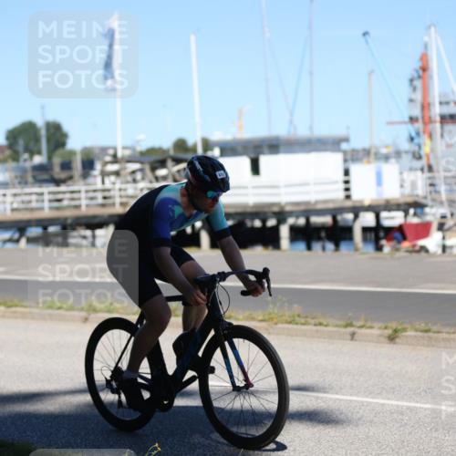 17.08.2025 - KN Förde Triathlon 2025 Yannick Fuchs http://msf.ph/oto/8627102 17.08.2025 13:12:43 Radfahren 401, 452, 473, 475, 494, 512, 437 meine-sportfotos.de