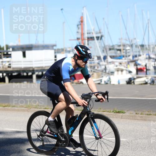 17.08.2025 - KN Förde Triathlon 2025 Yannick Fuchs http://msf.ph/oto/8627103 17.08.2025 13:12:43 Radfahren 401, 452, 473, 475, 494, 512, 437 meine-sportfotos.de