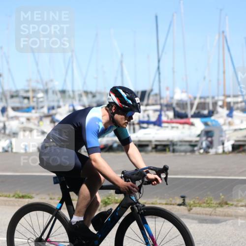 17.08.2025 - KN Förde Triathlon 2025 Yannick Fuchs http://msf.ph/oto/8627104 17.08.2025 13:12:44 Radfahren 401, 452, 473, 475, 494, 509, 512 meine-sportfotos.de