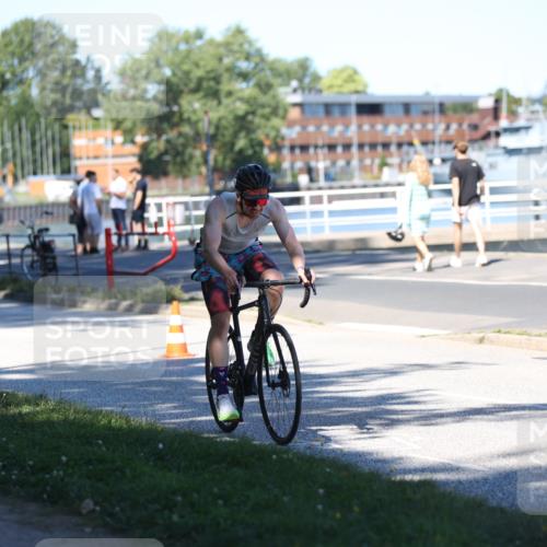 17.08.2025 - KN Förde Triathlon 2025 Yannick Fuchs http://msf.ph/oto/8627108 17.08.2025 13:12:47 Radfahren 401, 406, 452, 473, 475, 494, 509, 512, 473 meine-sportfotos.de