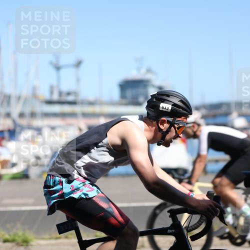17.08.2025 - KN Förde Triathlon 2025 Yannick Fuchs http://msf.ph/oto/8627115 17.08.2025 13:12:49 Radfahren 401, 406, 446, 452, 475, 509, 512, 535, 473, 494 meine-sportfotos.de