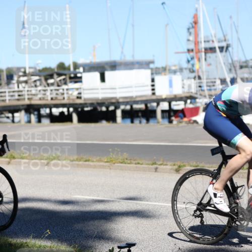 17.08.2025 - KN Förde Triathlon 2025 Yannick Fuchs http://msf.ph/oto/8627136 17.08.2025 13:13:01 Radfahren 395, 402, 411, 435, 446, 460, 461, 467, 469, 517, 520, 527, 401, 406, 446, 509, 535 meine-sportfotos.de