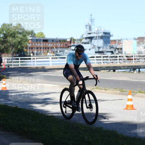 17.08.2025 - KN Förde Triathlon 2025 Yannick Fuchs http://msf.ph/oto/8627153 17.08.2025 13:13:08 Radfahren 461, 478, 520, 527, 549, 395, 402, 411, 435, 460, 467, 469, 517 meine-sportfotos.de