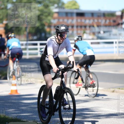 17.08.2025 - KN Förde Triathlon 2025 Yannick Fuchs http://msf.ph/oto/8627161 17.08.2025 13:13:23 Radfahren 409, 492, 510, 430, 478, 549 meine-sportfotos.de