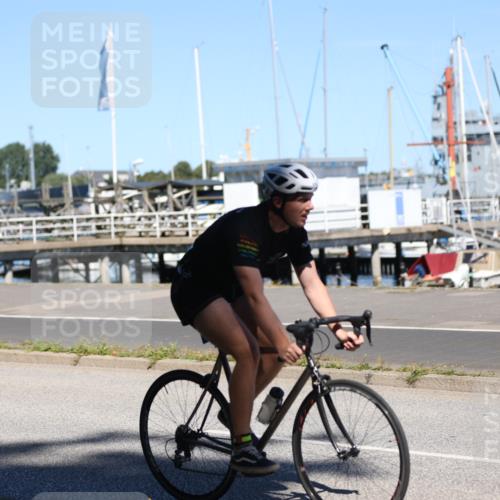 17.08.2025 - KN Förde Triathlon 2025 Yannick Fuchs http://msf.ph/oto/8627187 17.08.2025 13:13:34 Radfahren 432, 464, 484, 493, 514, 523, 524, 409, 492 meine-sportfotos.de