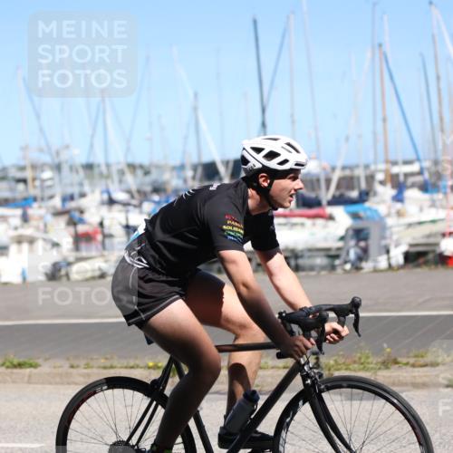 17.08.2025 - KN Förde Triathlon 2025 Yannick Fuchs http://msf.ph/oto/8627189 17.08.2025 13:13:34 Radfahren 432, 464, 484, 493, 514, 523, 524, 409, 492 meine-sportfotos.de