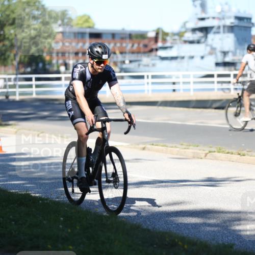 17.08.2025 - KN Förde Triathlon 2025 Yannick Fuchs http://msf.ph/oto/8627193 17.08.2025 13:13:58 Radfahren 481, 542, 458, 471 meine-sportfotos.de