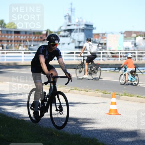 17.08.2025 - KN Förde Triathlon 2025 Yannick Fuchs http://msf.ph/oto/8627194 17.08.2025 13:13:58 Radfahren 481, 542, 458, 471 meine-sportfotos.de