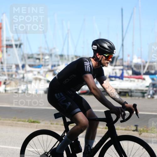 17.08.2025 - KN Förde Triathlon 2025 Yannick Fuchs http://msf.ph/oto/8627196 17.08.2025 13:13:59 Radfahren 422, 476, 481, 542, 458, 471 meine-sportfotos.de
