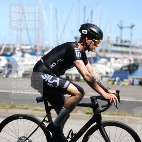 17.08.2025 - KN Förde Triathlon 2025 Yannick Fuchs http://msf.ph/oto/8627197 17.08.2025 13:13:59 Radfahren 422, 476, 481, 542, 458, 471 meine-sportfotos.de