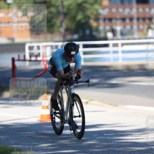 17.08.2025 - KN Förde Triathlon 2025 Yannick Fuchs http://msf.ph/oto/8627209 17.08.2025 13:14:18 Radfahren 406, 415, 475, 485, 494, 518, 414, 547 meine-sportfotos.de