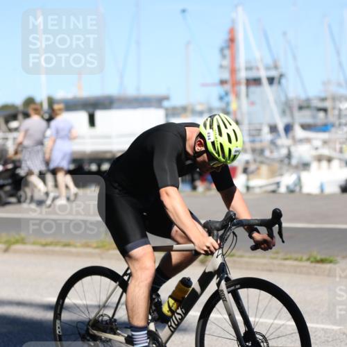 17.08.2025 - KN Förde Triathlon 2025 Yannick Fuchs http://msf.ph/oto/8627216 17.08.2025 13:14:19 Radfahren 406, 415, 475, 485, 494, 518 meine-sportfotos.de