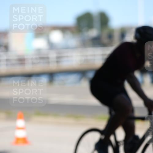 17.08.2025 - KN Förde Triathlon 2025 Yannick Fuchs http://msf.ph/oto/8627269 17.08.2025 13:15:34 Radfahren 414, 419, 422, 487, 500, 523 meine-sportfotos.de