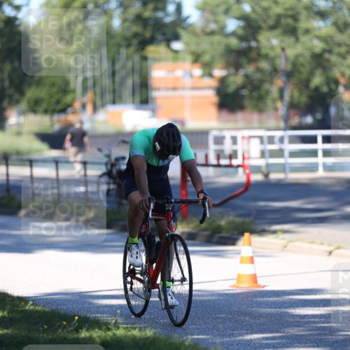 17.08.2025 - KN Förde Triathlon 2025 Yannick Fuchs http://msf.ph/oto/8627281 17.08.2025 13:15:43 Radfahren 414, 415, 443, 476, 500, 547, 414, 419, 422, 487, 523 meine-sportfotos.de