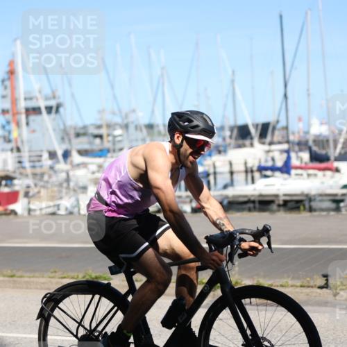17.08.2025 - KN Förde Triathlon 2025 Yannick Fuchs http://msf.ph/oto/8627312 17.08.2025 13:16:15 Radfahren 396, 427, 455, 459, 470, 479, 485, 501, 532, 533, 548, 421, 453, 466, 518 meine-sportfotos.de