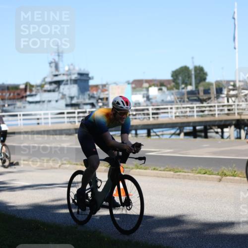 17.08.2025 - KN Förde Triathlon 2025 Yannick Fuchs http://msf.ph/oto/8627317 17.08.2025 13:16:17 Radfahren 396, 420, 427, 455, 459, 470, 485, 501, 532, 533, 548, 421, 453, 455, 479, 518 meine-sportfotos.de