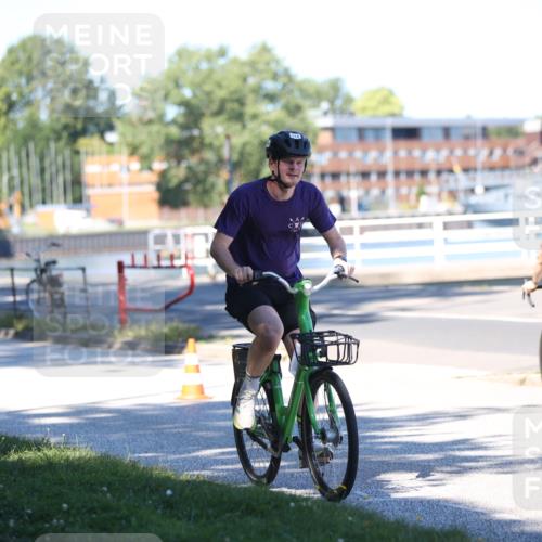 17.08.2025 - KN Förde Triathlon 2025 Yannick Fuchs http://msf.ph/oto/8627359 17.08.2025 13:16:41 Radfahren 407, 490, 505, 506, 515, 495, 531 meine-sportfotos.de