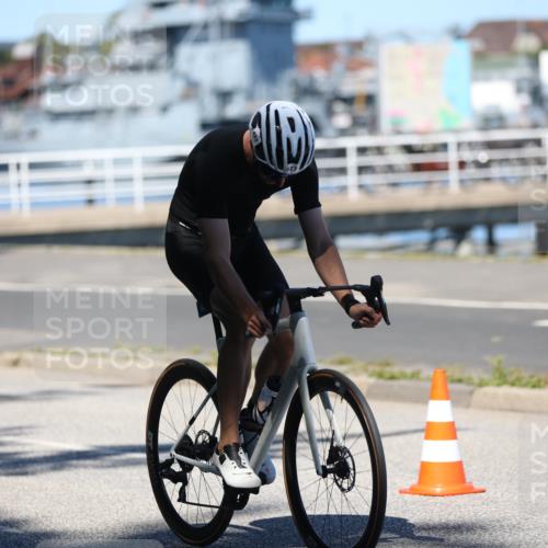 17.08.2025 - KN Förde Triathlon 2025 Yannick Fuchs http://msf.ph/oto/8627377 17.08.2025 13:17:49 Radfahren 357, 397, 421, 427, 433, 455, 479, 532, 548, 439, 462, 482, 491 meine-sportfotos.de