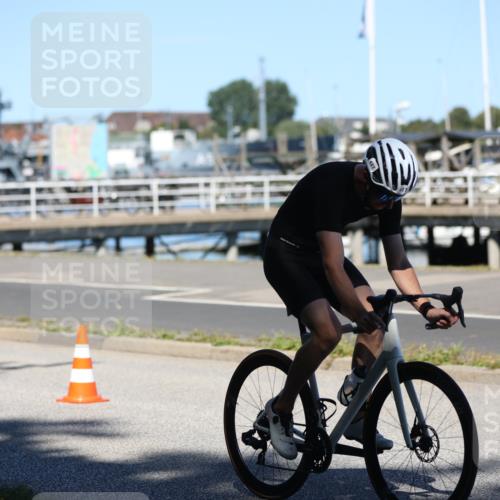 17.08.2025 - KN Förde Triathlon 2025 Yannick Fuchs http://msf.ph/oto/8627379 17.08.2025 13:17:50 Radfahren 357, 397, 421, 427, 433, 455, 479, 532, 548, 462, 482 meine-sportfotos.de