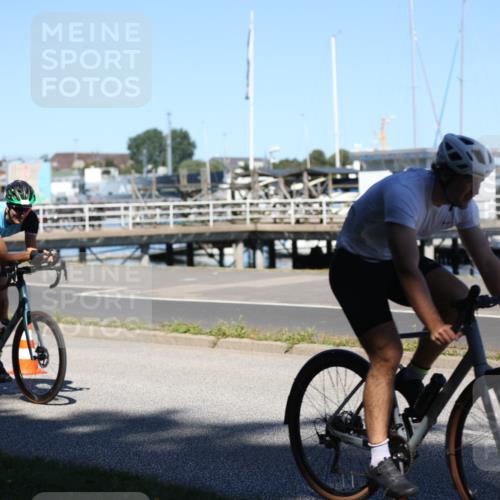 17.08.2025 - KN Förde Triathlon 2025 Yannick Fuchs http://msf.ph/oto/8627385 17.08.2025 13:17:52 Radfahren 357, 397, 420, 421, 427, 455, 459, 479, 532, 548, 357, 433, 462 meine-sportfotos.de