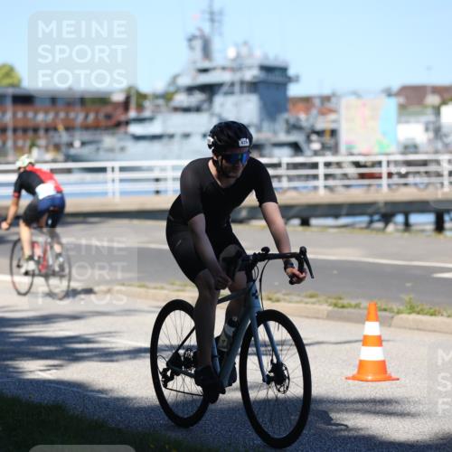 17.08.2025 - KN Förde Triathlon 2025 Yannick Fuchs http://msf.ph/oto/8627398 17.08.2025 13:17:55 Radfahren 420, 421, 455, 459, 479, 532, 548, 357, 397, 421, 427, 433 meine-sportfotos.de