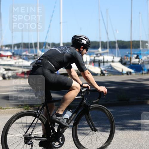 17.08.2025 - KN Förde Triathlon 2025 Yannick Fuchs http://msf.ph/oto/8627420 17.08.2025 13:18:09 Radfahren 454, 504, 507, 420, 459 meine-sportfotos.de