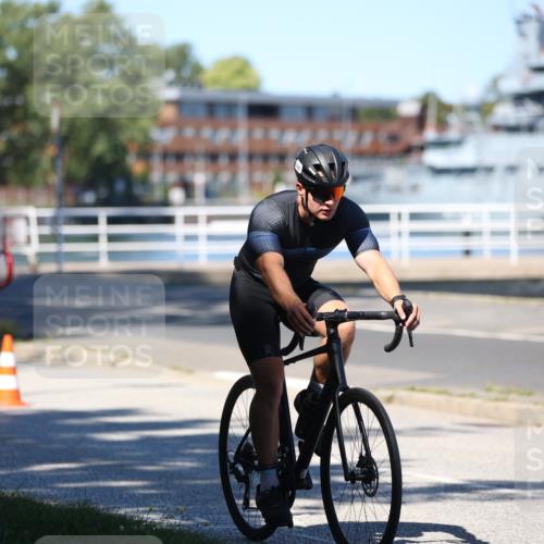 17.08.2025 - KN Förde Triathlon 2025 Yannick Fuchs http://msf.ph/oto/8627423 17.08.2025 13:18:20 Radfahren 407, 424, 480, 490, 505, 506, 454, 504 meine-sportfotos.de