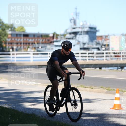 17.08.2025 - KN Förde Triathlon 2025 Yannick Fuchs http://msf.ph/oto/8627424 17.08.2025 13:18:20 Radfahren 407, 424, 480, 490, 505, 506, 454, 504 meine-sportfotos.de