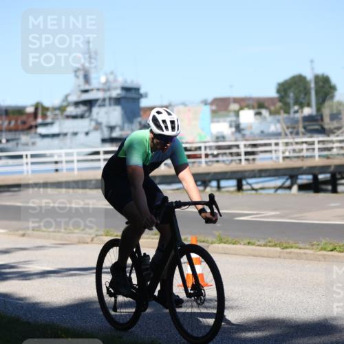 17.08.2025 - KN Förde Triathlon 2025 Yannick Fuchs http://msf.ph/oto/8627435 17.08.2025 13:18:25 Radfahren 407, 424, 480, 490, 506, 505 meine-sportfotos.de
