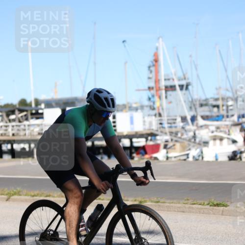 17.08.2025 - KN Förde Triathlon 2025 Yannick Fuchs http://msf.ph/oto/8627437 17.08.2025 13:18:25 Radfahren 407, 424, 480, 490, 506, 505 meine-sportfotos.de
