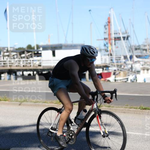 17.08.2025 - KN Förde Triathlon 2025 Yannick Fuchs http://msf.ph/oto/8627444 17.08.2025 13:18:29 Radfahren 440, 480, 490, 506, 526, 407, 424, 505, 506 meine-sportfotos.de