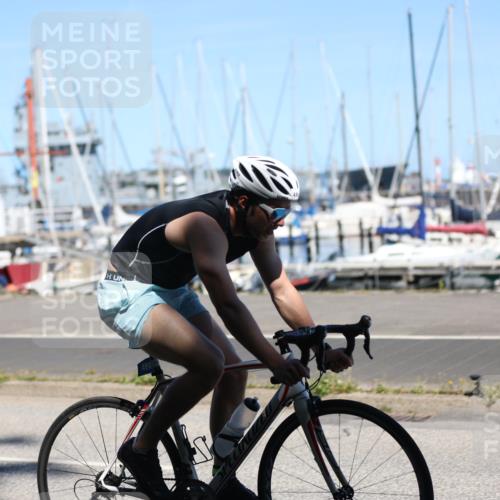 17.08.2025 - KN Förde Triathlon 2025 Yannick Fuchs http://msf.ph/oto/8627445 17.08.2025 13:18:29 Radfahren 440, 480, 490, 506, 526, 407, 424, 505, 506 meine-sportfotos.de