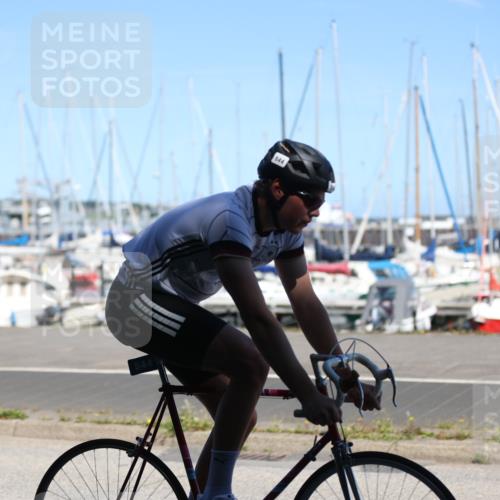 17.08.2025 - KN Förde Triathlon 2025 Yannick Fuchs http://msf.ph/oto/8627480 17.08.2025 13:18:56 Radfahren 456, 525, 540, 544, 441, 442, 541 meine-sportfotos.de