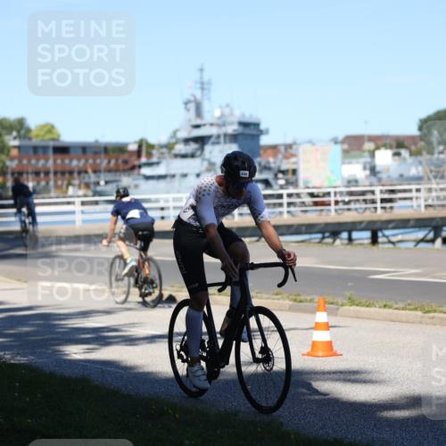 17.08.2025 - KN Förde Triathlon 2025 Yannick Fuchs http://msf.ph/oto/8627487 17.08.2025 13:19:10 Radfahren 423, 426, 433, 439, 496, 529, 447, 496, 525, 540 meine-sportfotos.de