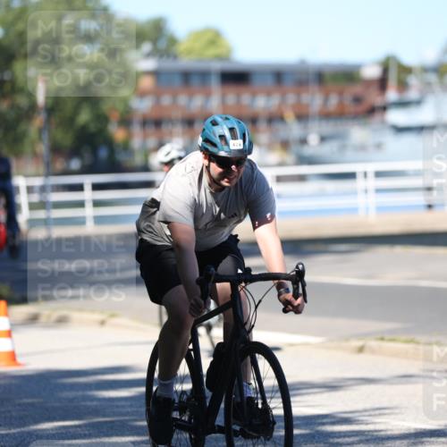 17.08.2025 - KN Förde Triathlon 2025 Yannick Fuchs http://msf.ph/oto/8627492 17.08.2025 13:19:12 Radfahren 423, 426, 433, 439, 529, 423, 447, 496, 525 meine-sportfotos.de