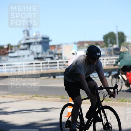17.08.2025 - KN Förde Triathlon 2025 Yannick Fuchs http://msf.ph/oto/8627495 17.08.2025 13:19:12 Radfahren 423, 426, 433, 439, 529, 423, 447, 496, 525 meine-sportfotos.de