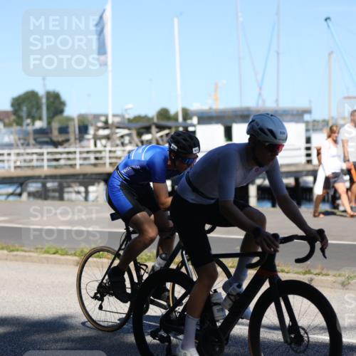 17.08.2025 - KN Förde Triathlon 2025 Yannick Fuchs http://msf.ph/oto/8627505 17.08.2025 13:19:16 Radfahren 426, 433, 508, 529, 423, 439, 496 meine-sportfotos.de