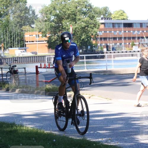 17.08.2025 - KN Förde Triathlon 2025 Yannick Fuchs http://msf.ph/oto/8627536 17.08.2025 13:20:14 Radfahren 434, 450, 480, 526, 440, 472 meine-sportfotos.de