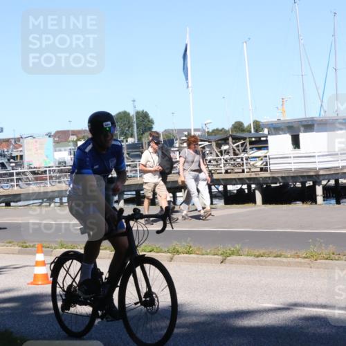 17.08.2025 - KN Förde Triathlon 2025 Yannick Fuchs http://msf.ph/oto/8627542 17.08.2025 13:20:15 Radfahren 434, 450, 456, 480, 526, 440, 472 meine-sportfotos.de